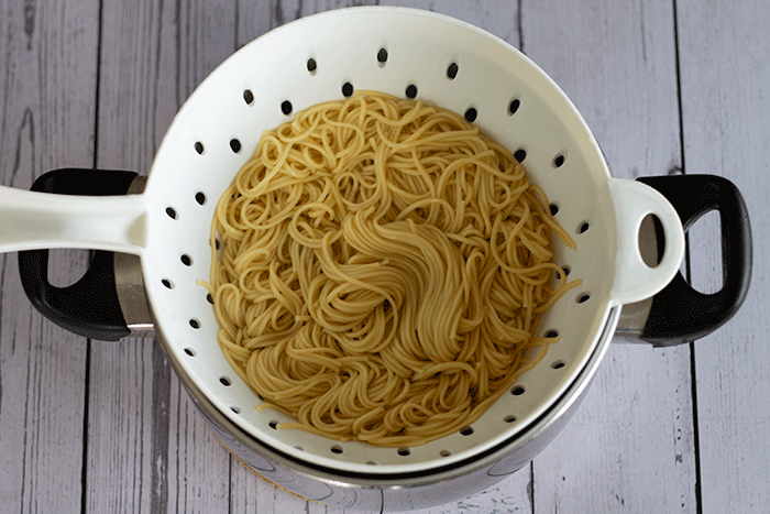 noodles cooked in colander 