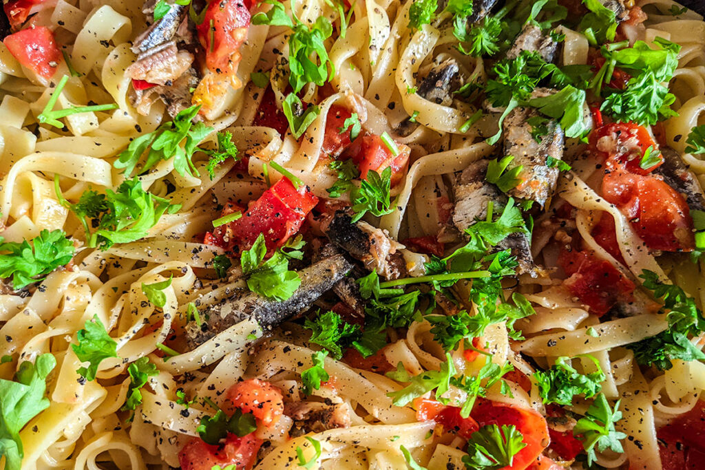 Spanish Sardines Pasta - Knife and Soul