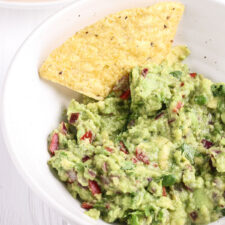 Easy Guacamole Without Tomatoes