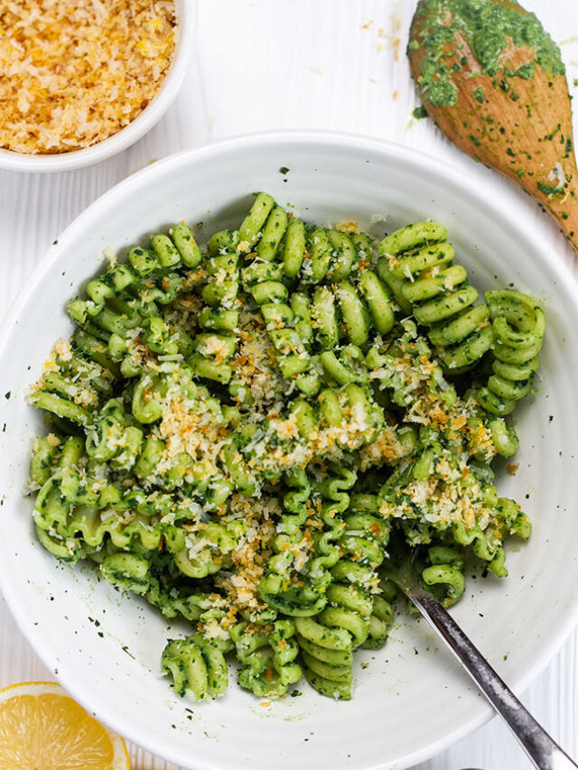cropped-spinach_pasta_sauce_web_story.jpg