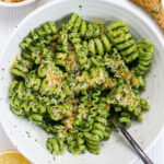 A bowl of Pasta with Spinach Sauce