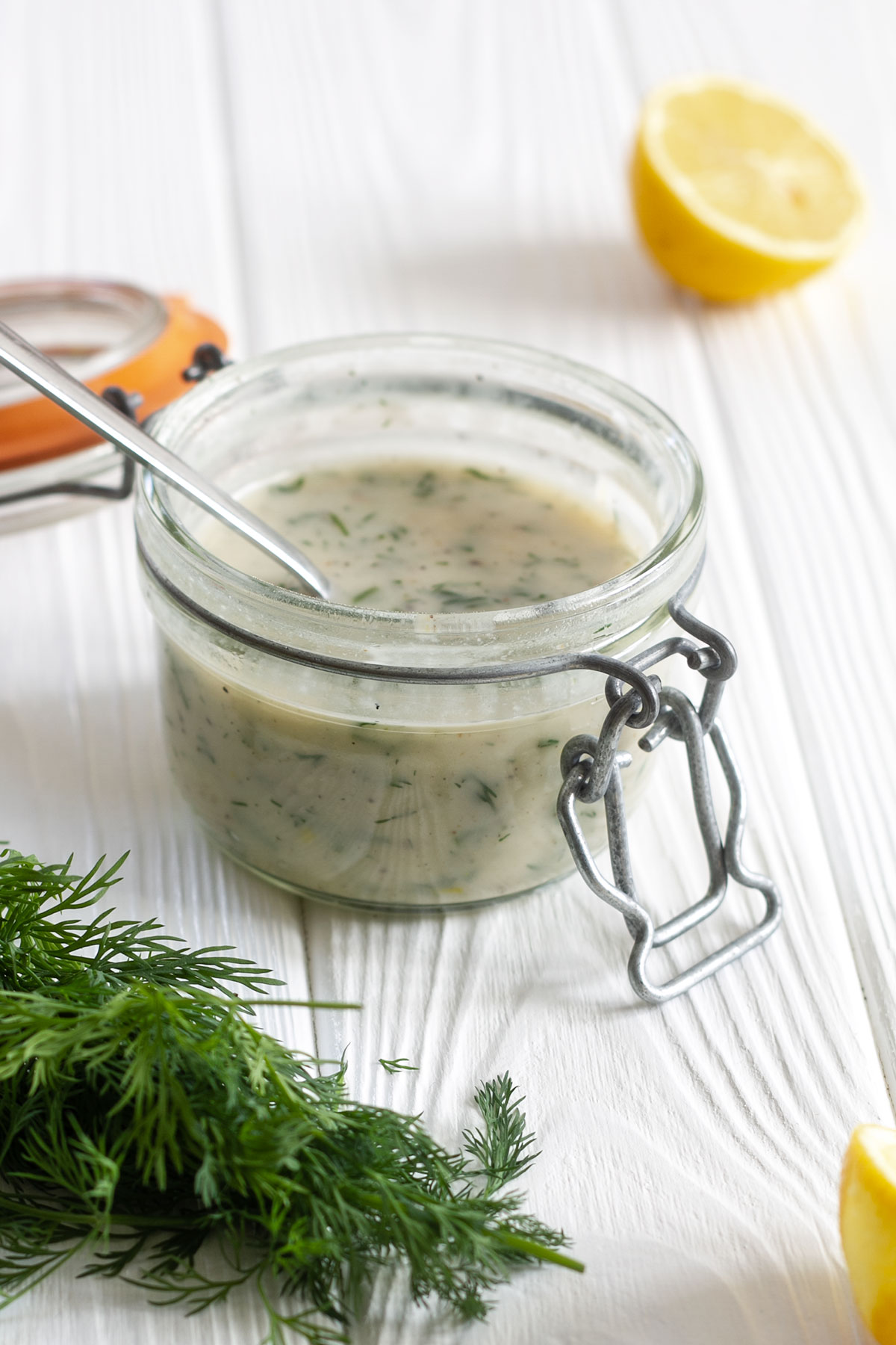 Super Easy Dill Sauce For Salmon