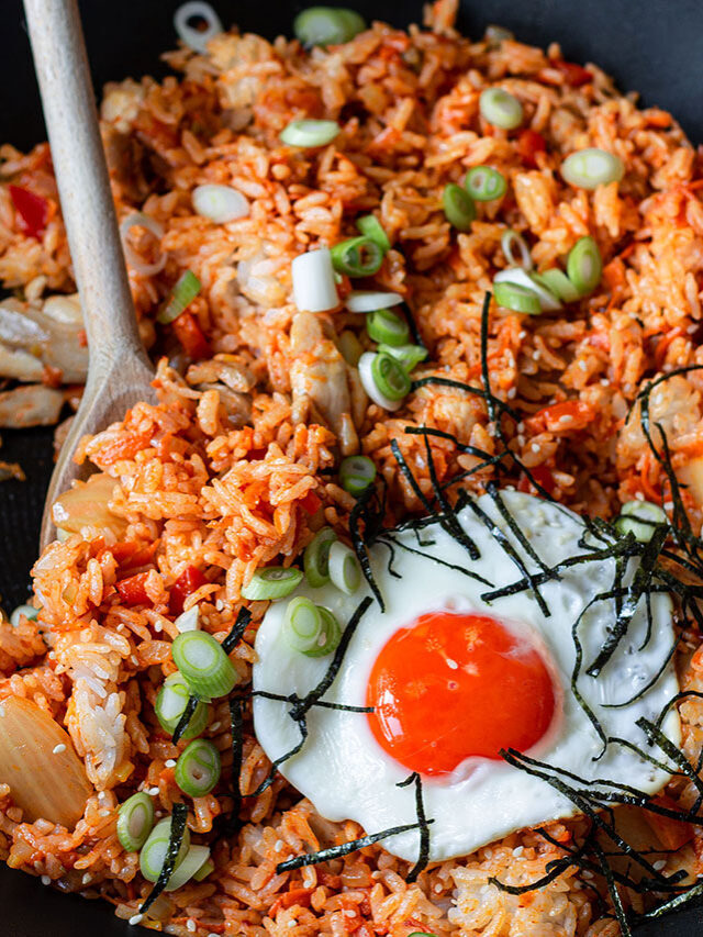 Kimchi Fried Rice With Chicken